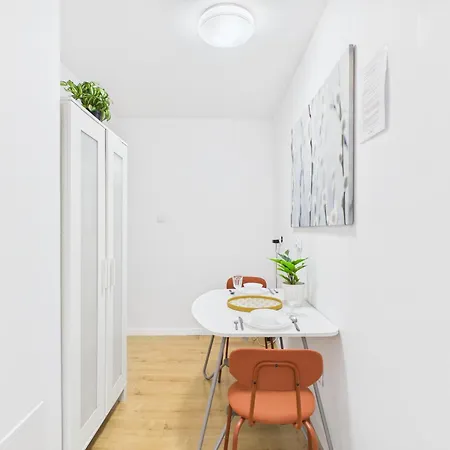 بيت ضيافة Room, Kochanowskiego 32