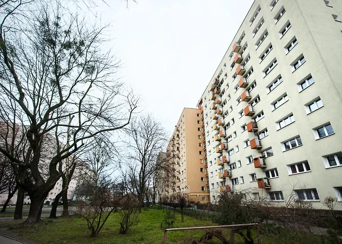 Super Kochanowskiego 32 * Warszawa