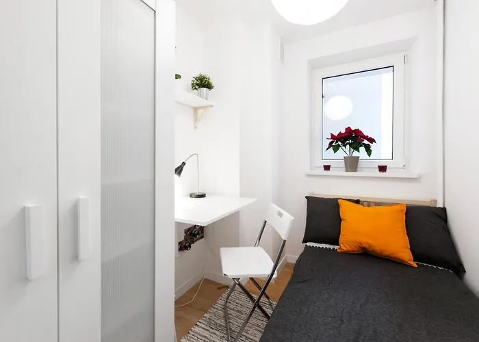 Super Kochanowskiego 32 * Warszawa